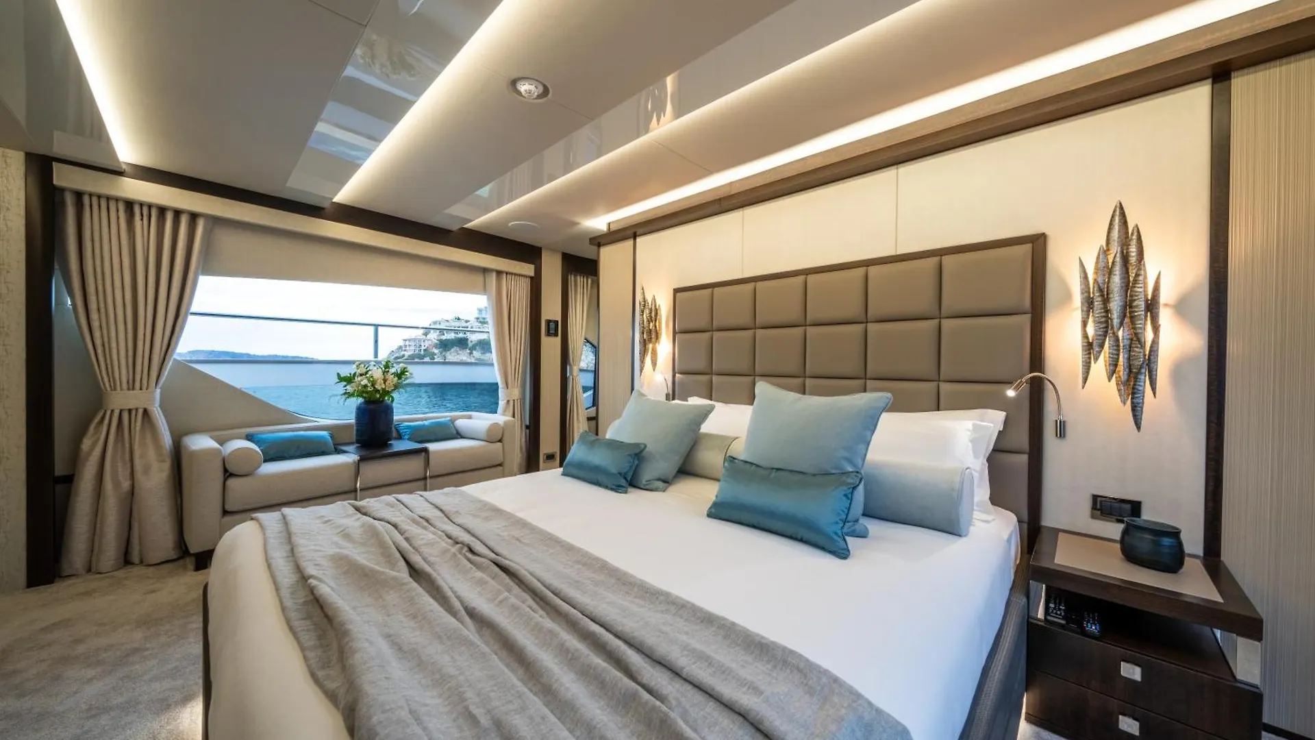 Luxusyacht Mallorca Portals Nous